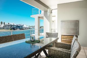 33 Kingston Place, Marina Martinique