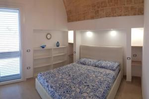 Villa Pescoluse with Pool and Sea View - Happy Rentals