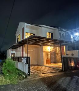 Griya Gayeng Family Homestay BDI 1