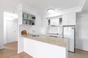 McLeod Escape - Central Base by Markets & Waterfront - Two Connecting Units