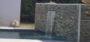 Villas Charming villa with a pool : photos des chambres