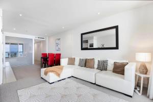 Pier 216 - Ocean View 1BR Private balcony