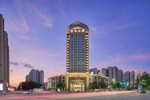 Guangzhou Wenyue Lihua Hotel - 4hvězdičkové hotely ve městě Huadu