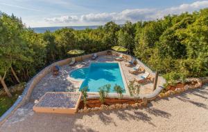 Lovely Home In Koromacno With Wifi