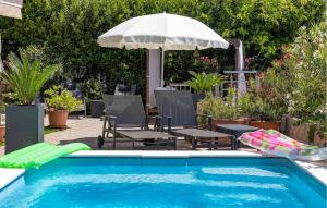 Nice Apartment In Dramalj With Wifi