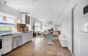 4 Bedroom Awesome Home In Frørup