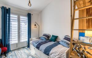 Maisons de vacances Cozy Home In Dolus-D-oleron With Wifi : photos des chambres