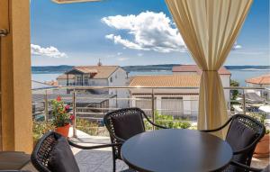 1 Bedroom Awesome Apartment In Dramalj 