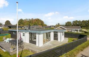 Awesome Home In Juelsminde With Wifi