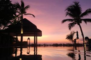 Beachfront 5Br Luxury Villa Sunsai Amazing Sunset