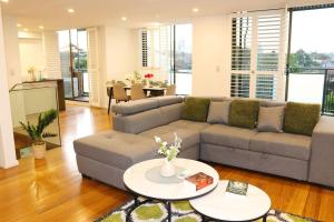 Beautiful SYD Central 3Bedrooms Home with free Parking