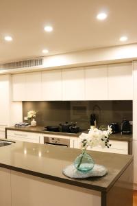 Beautiful SYD Central 3Bedrooms Home with free Parking