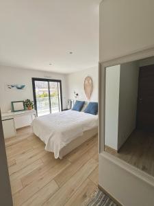 Villas L-essence du sud avec 4 suites, piscines et four a pizza : photos des chambres