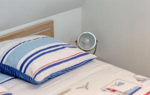 Maisons de vacances 2 Bedroom Gorgeous Home In Offranville : photos des chambres