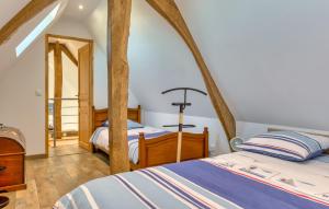 Maisons de vacances 2 Bedroom Gorgeous Home In Offranville : photos des chambres