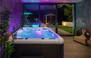 Awesome Home In Zminj With Wifi