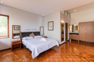 Family Only Amazing City View Villa - De Reiz Firen Syariah