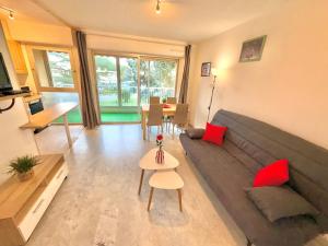 Appartements Studio la rose rouge avec balcon : photos des chambres