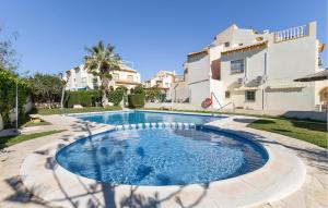 2 Bedroom Stunning Home In La Zenia