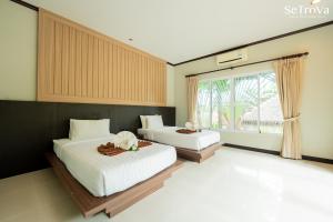 SeTroVa Naiharn Grand Pool Villa, Rawai