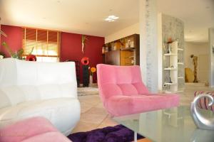 Villas Superbe propriete, piscine, salle de jeux, appareils de sport : photos des chambres