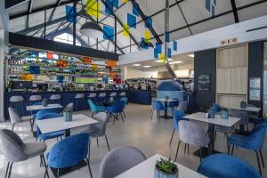 Bella Mare 12 on Second