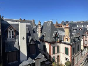 Hotels Le Trouville - Hotel de Charme : photos des chambres