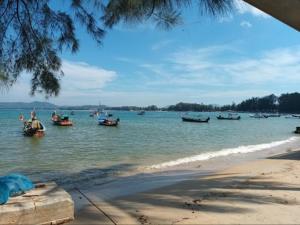 Luxuriously private seafront Bangtao beach