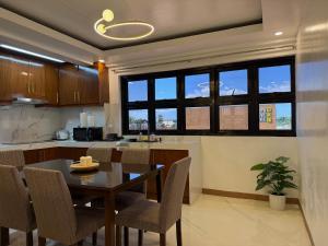 Aloha - Your Stylish City Escape