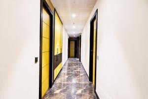 Super Townhouse New Town Near DLF