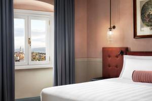 Grand Deluxe Doppel-/Zweibettzimmer