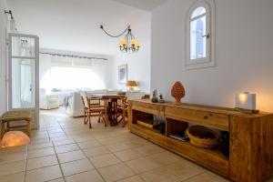 Soho Villa in Paros