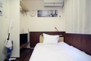 Quiet Area, Close to Station, Central Shinjuku, Room 202