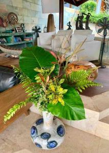 Tranquil lake view villa on Phuket golf estate