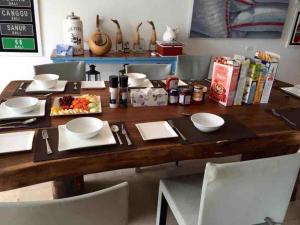 Tranquil lake view villa on Phuket golf estate