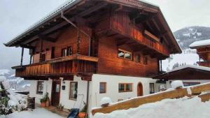 Beautiful Family Chalet in the heart of Inneralpbach