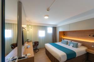 Hotels Kyriad Montpellier Est - Lunel : photos des chambres
