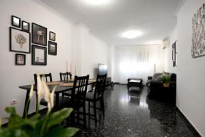 EMMA Apartment - 3hvězdičkové hotely ve městě Puerto de Sagunto