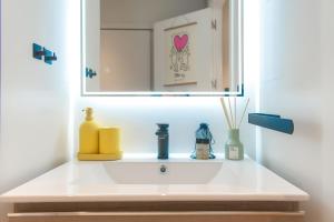 WELCS DUPLEX 236 EMP con vista al mar