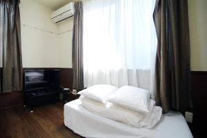 Central Shinjuku, Quiet Area, Close to Station, No Stairs, Room101