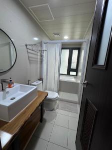 Phòng Tiêu Chuẩn Giường Đôi (Standard Double Room)