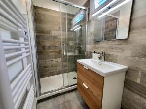 T2 rénové jardin et parking