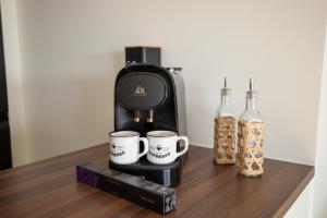 Modern 1-bedroom apartment with sea view on La Croisette