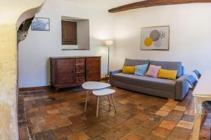 Maisons de vacances Gite du Pin - Abbaye Beruges : photos des chambres