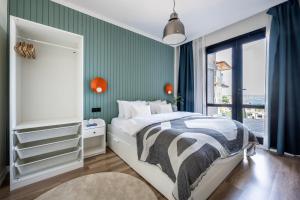 Stay Beyond the Bosphorus #5