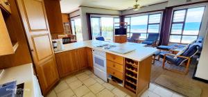 Serene Shores - Sleeps 8