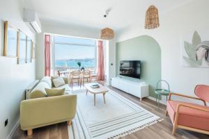 Stay Beyond the Bosphorus #5