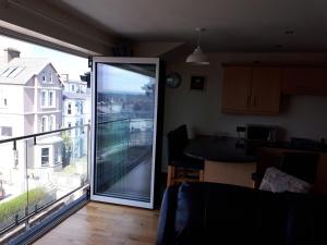Peninsula Penthouse Apartment Portrush Town Centre