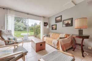 Maisons de vacances Jolie maison pour 5 - Pointe de Kerners Arzon : photos des chambres