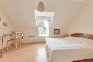 Maisons de vacances Jolie maison pour 5 - Pointe de Kerners Arzon : photos des chambres